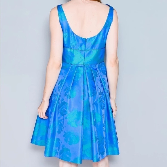 THEIA Floral Jacquard Sleeveless Pleated Dress in Blue Green Size 8 - Picture 4 of 14